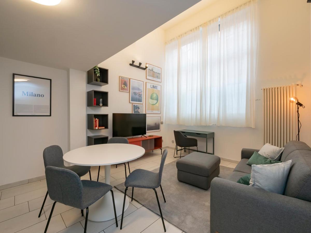 Ihost Apartment - Romilli 17A Милан Экстерьер фото
