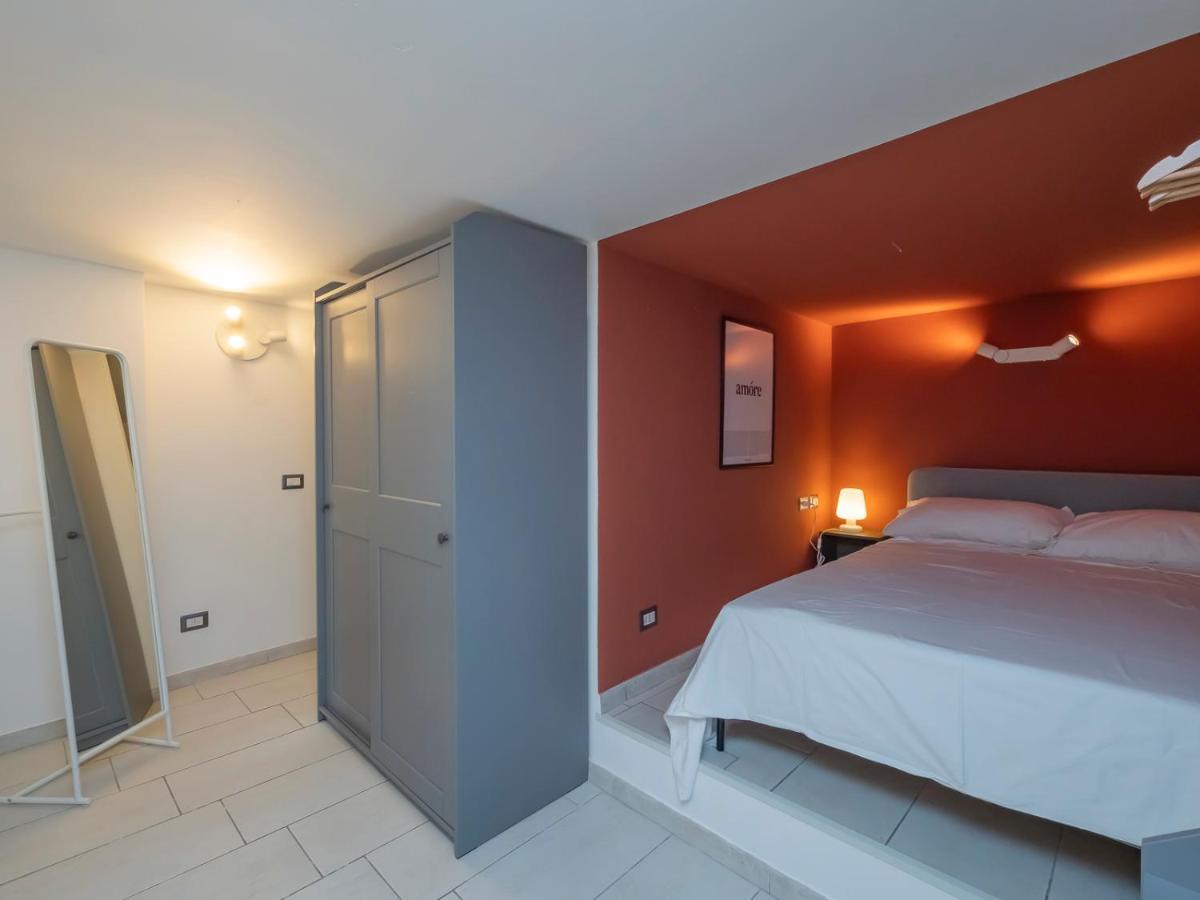Ihost Apartment - Romilli 17A Милан Экстерьер фото